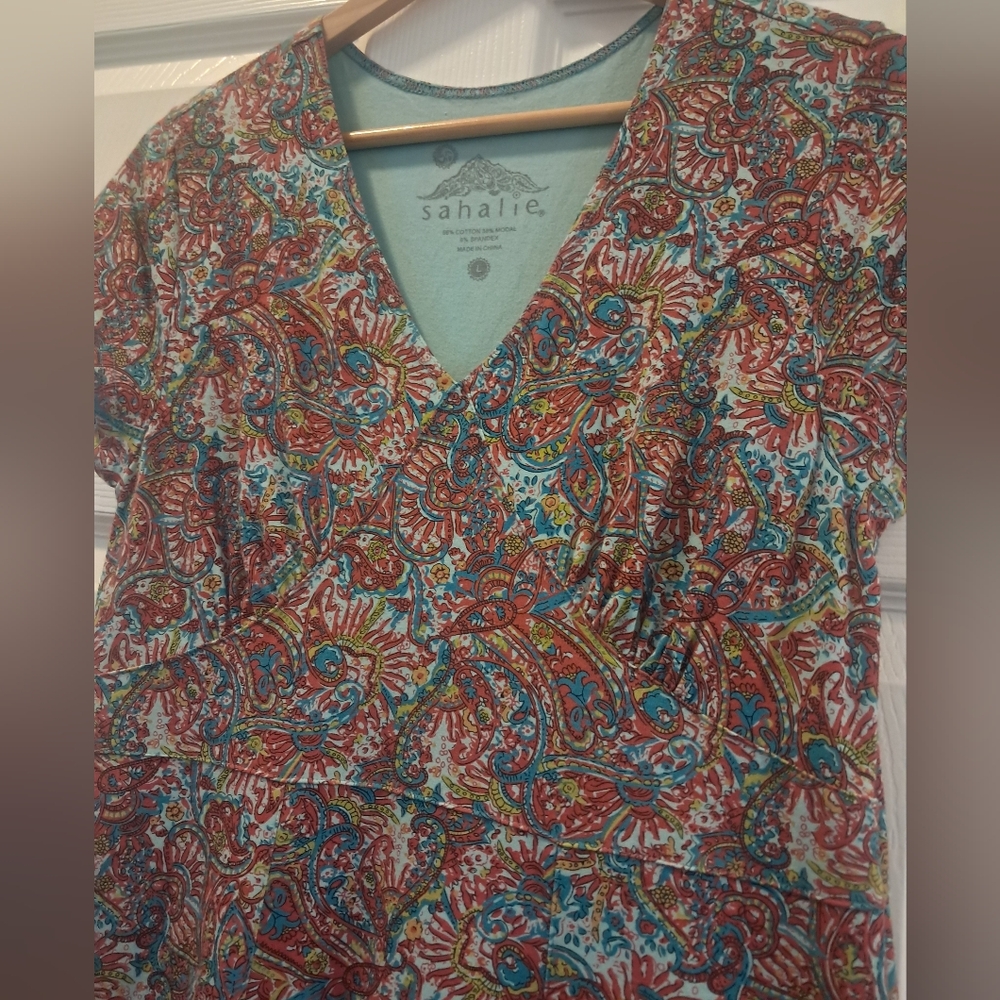 Sahalie Vibrant Paisley Printed Dress - Picture 2 of 4